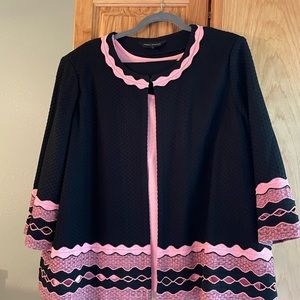 Ming Wang pink and Black jacket with cutout feature on trim